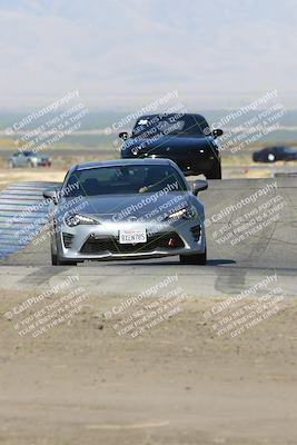 media/Sep-15-2024-Speed Ventures (Sun) [[7a54f7ed2f]]/Yellow Group/Session 1 (Outside Grapevine)/